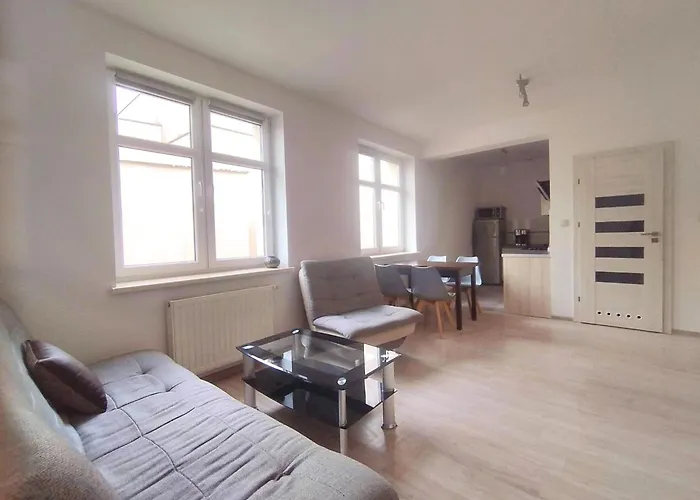 Sunny By Grafit * Legnica